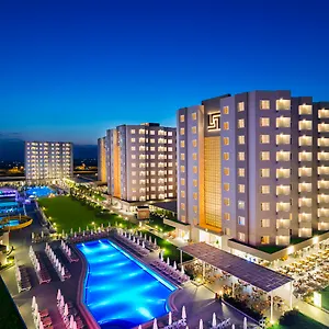 Отель Grand Park Lara