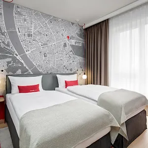 Intercityhotel 4* بودابست